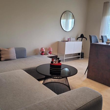 דברצן Lara II Apartman מראה חיצוני תמונה