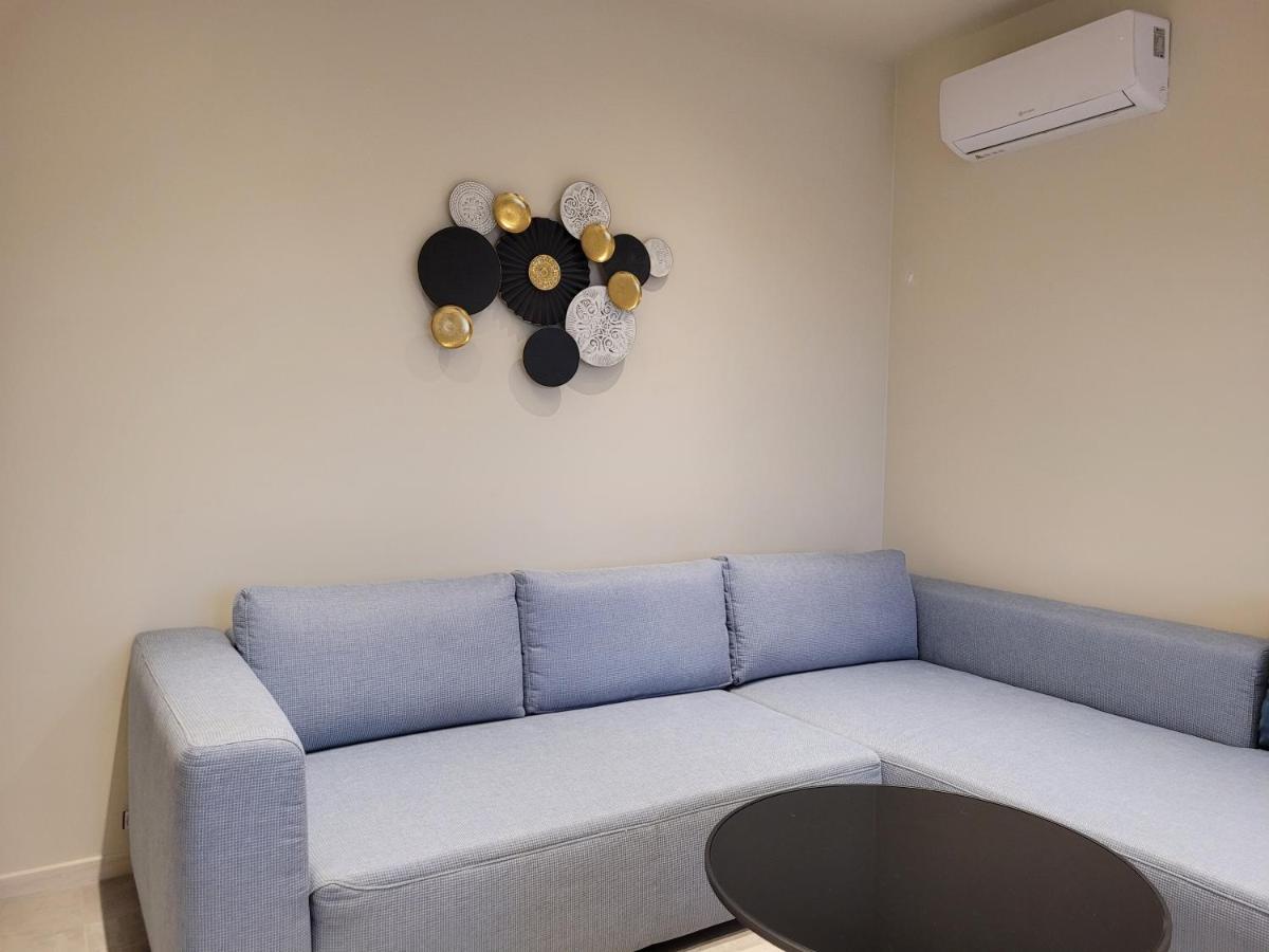 דברצן Lara II Apartman מראה חיצוני תמונה